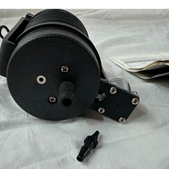 MSA Quick Draw Pump - Picture 6 of 8